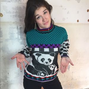Checkered sleeve panda sweater
